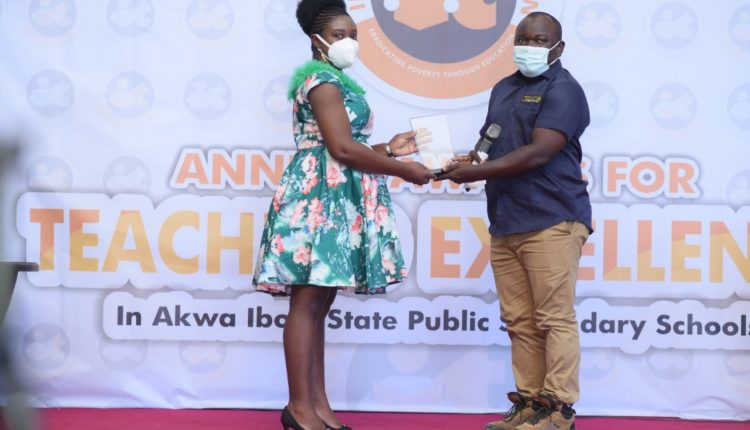 Akwa Ibom Tasks Public-Spirited Citizens As Inoyo Toro Foundation Awards 21 Teachers