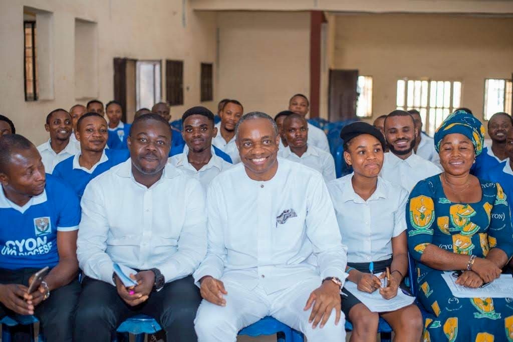 Mr. Inoyo with a cross-section of CYON Uyo Diocese members